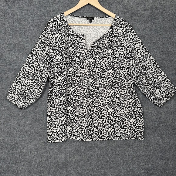 Talbots Tops - Talbots Petite Size 3X Top Blouse‎ Black White Abstract Floral Split Neck Office